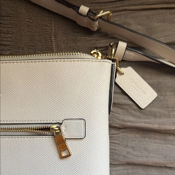 Coach Cream Crossbody Bag - Picture 2 of 7